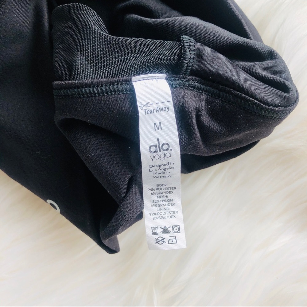 NWOT Alo Yoga // Sneak Long Bra - Picture 10 of 11